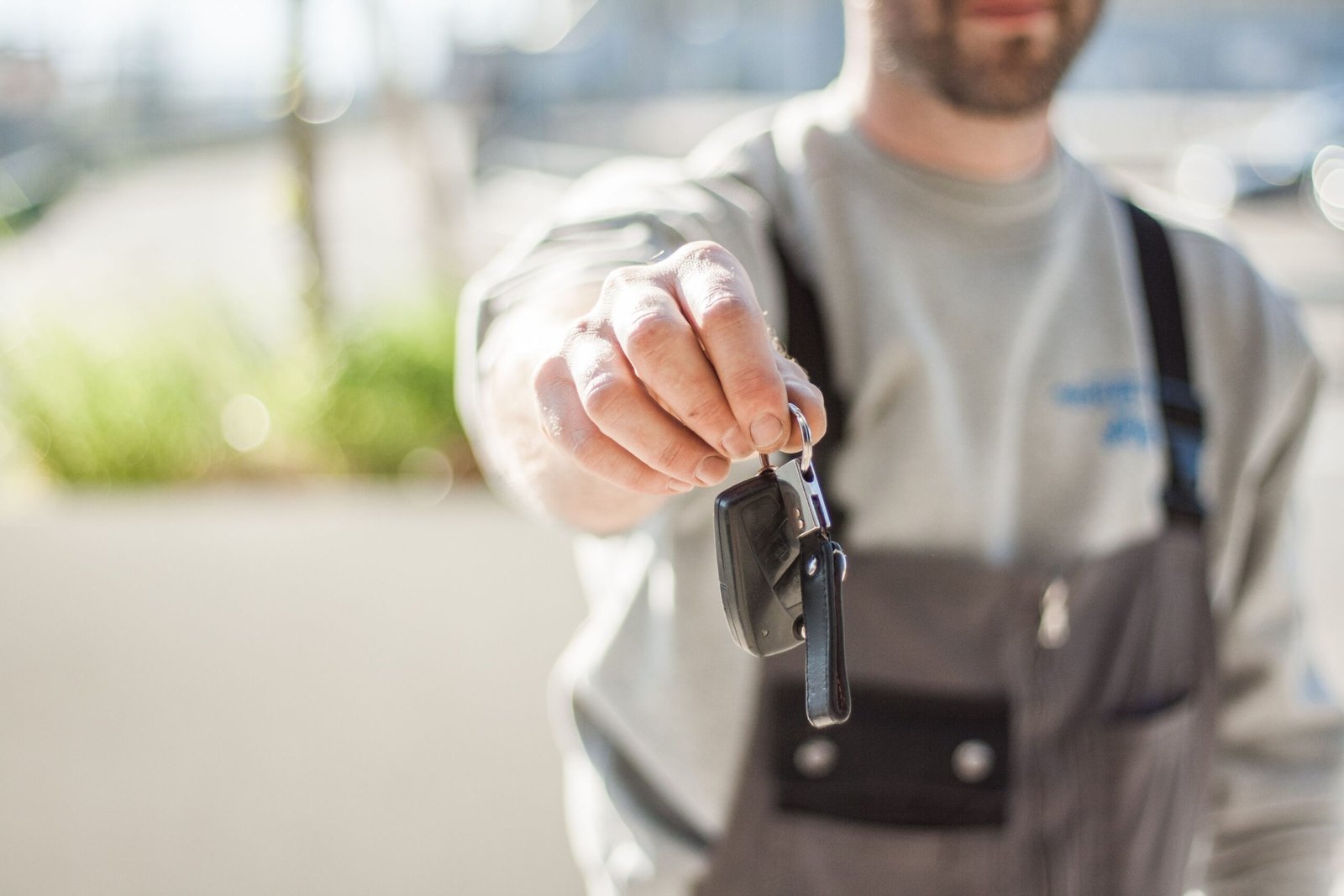 Locked keys in car assistance in Chicago